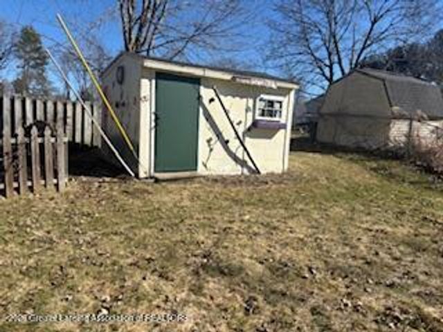 11186 Jerryson Drive, Grand Ledge, MI 48837