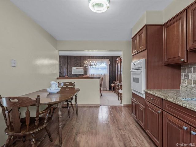 715 McCall Avenue, West Islip, NY 11795