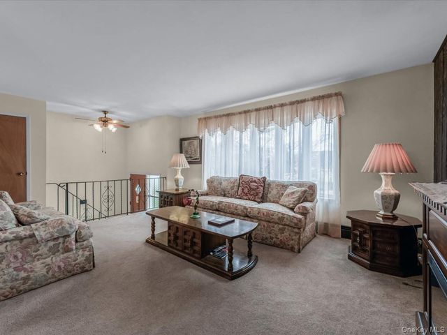 715 McCall Avenue, West Islip, NY 11795