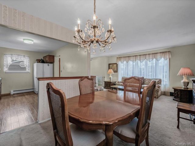 715 McCall Avenue, West Islip, NY 11795