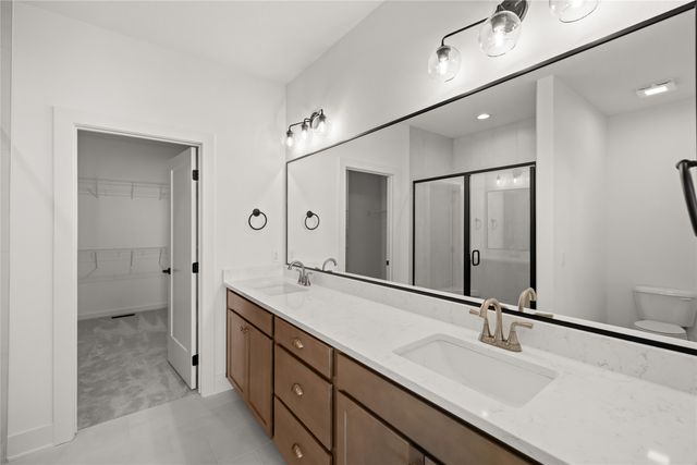 17242 Northview Drive, Urbandale, IA 50323