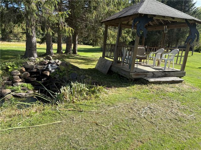 53 South Street, Edmeston, NY 13335