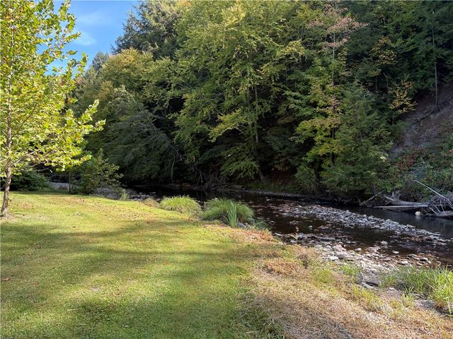 53 South Street, Edmeston, NY 13335