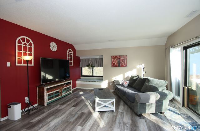 315 Heritage Village B, Southbury, CT 06488