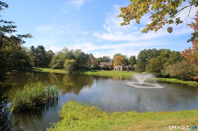 315 Heritage Village B, Southbury, CT 06488