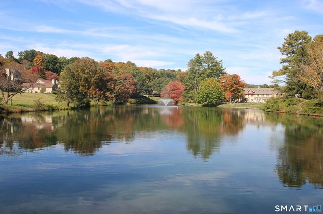 315 Heritage Village B, Southbury, CT 06488