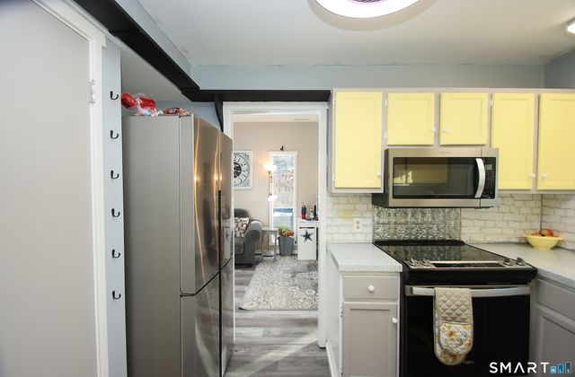 315 Heritage Village B, Southbury, CT 06488