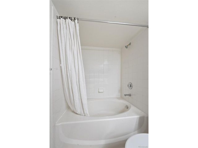 1010 Opal St 204, Broomfield, CO 80020