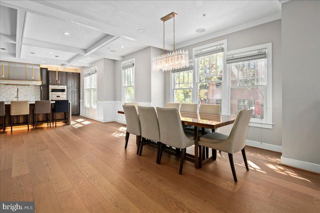 2863 11TH ST N, Arlington, VA 22201