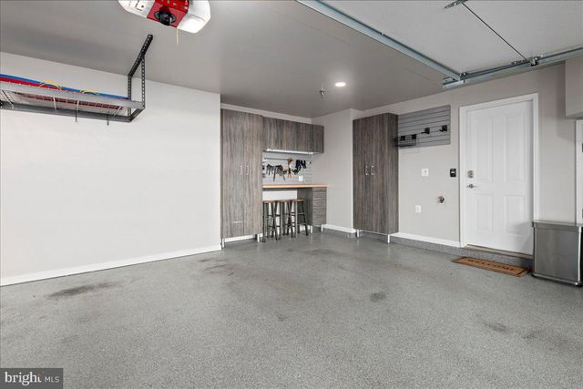 2863 11TH ST N, Arlington, VA 22201