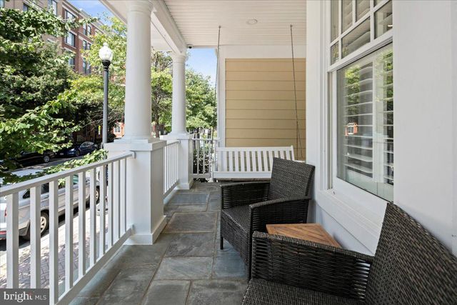 2863 11TH ST N, Arlington, VA 22201