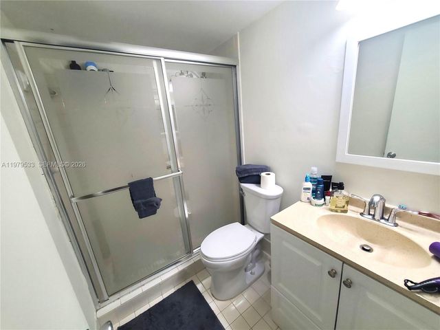 800 SW 131st Ave 106F, Pembroke Pines, FL 33027