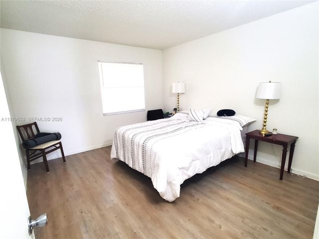 800 SW 131st Ave 106F, Pembroke Pines, FL 33027