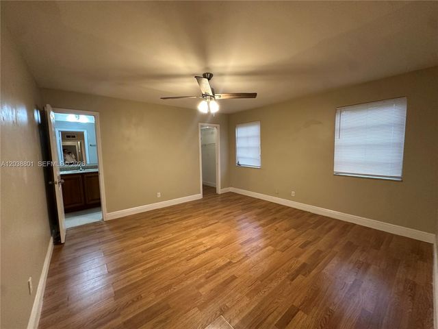 2121 N 52nd Avenue, Hollywood, FL 33021