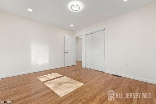 147 Wedgewood Avenue, Woodbridge Proper, NJ 07095