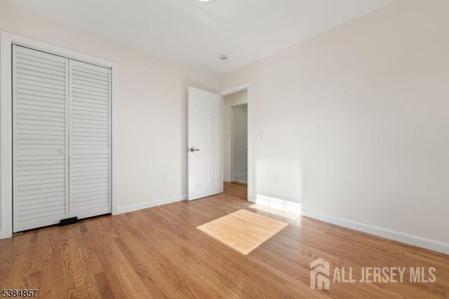 147 Wedgewood Avenue, Woodbridge Proper, NJ 07095