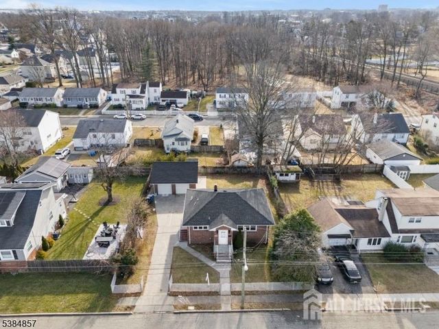 147 Wedgewood Avenue, Woodbridge Proper, NJ 07095