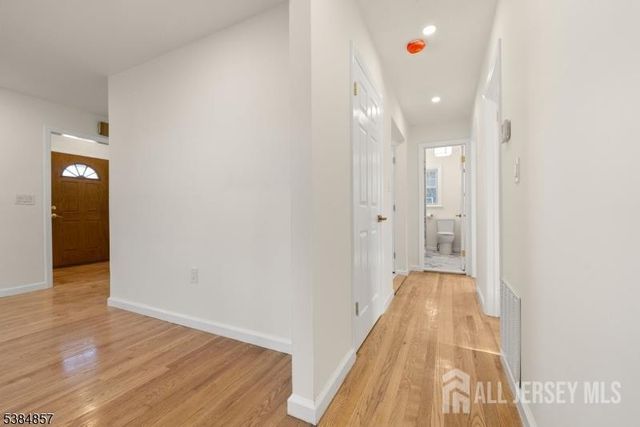 147 Wedgewood Avenue, Woodbridge Proper, NJ 07095