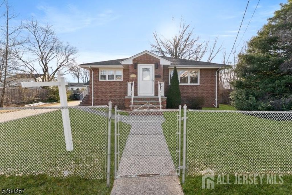 147 Wedgewood Avenue, Woodbridge Proper, NJ 07095
