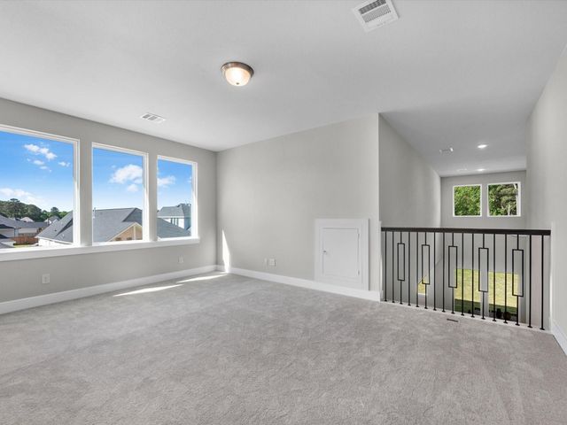 7066 North Lake Clopton Drive, Montgomery, TX 77316