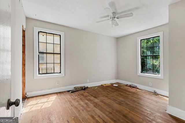 1676 S Olympian Way SW, Atlanta, GA 30310