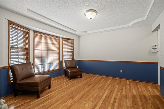 8408 W 115th Street, Overland Park, KS 66210