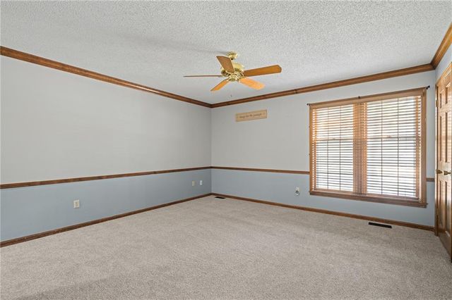 8408 W 115th Street, Overland Park, KS 66210