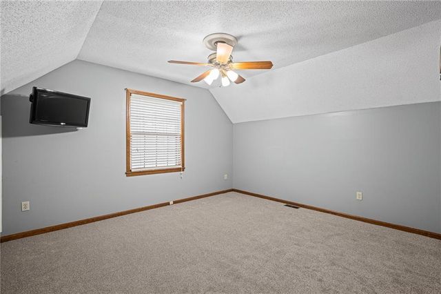 8408 W 115th Street, Overland Park, KS 66210