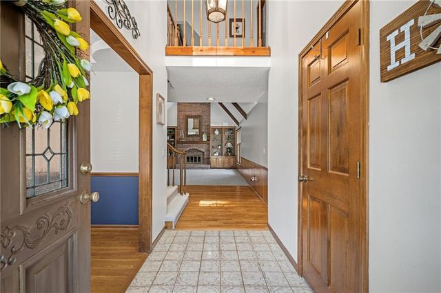 8408 W 115th Street, Overland Park, KS 66210