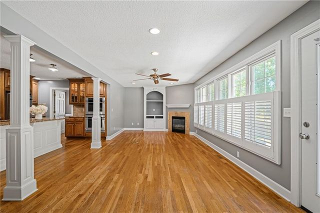 8408 W 115th Street, Overland Park, KS 66210
