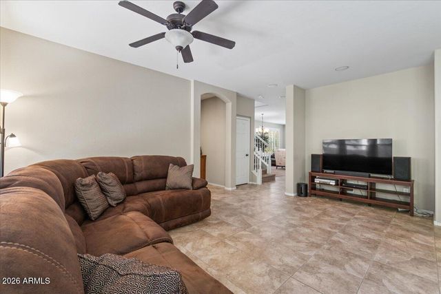 3451 E AMBER Lane, Gilbert, AZ 85296