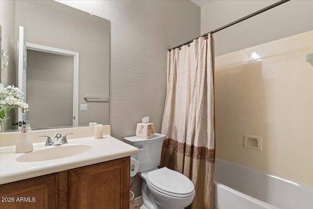 3451 E AMBER Lane, Gilbert, AZ 85296