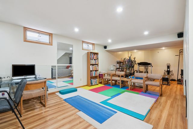 3222 Tower Court, Clinton, IA 52732