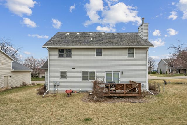 3222 Tower Court, Clinton, IA 52732