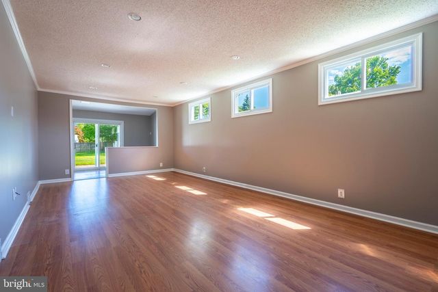 23 MAPLE AVE, Hatboro, PA 19040