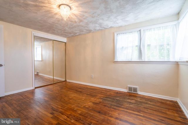 23 MAPLE AVE, Hatboro, PA 19040