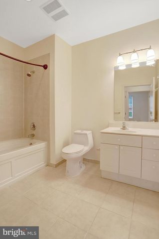 181 E REED AVE #204, Alexandria, VA 22305