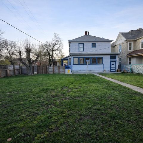 1027 W Maxwell Ave, Spokane, WA 99201