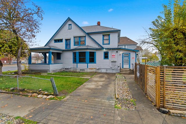 1027 W Maxwell Ave, Spokane, WA 99201