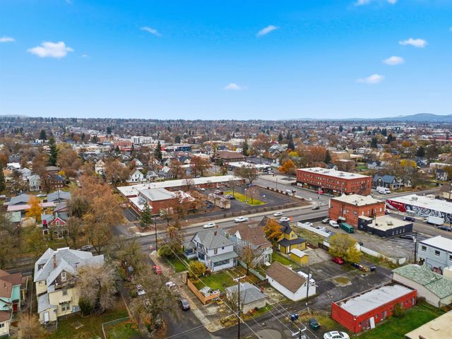1027 W Maxwell Ave, Spokane, WA 99201