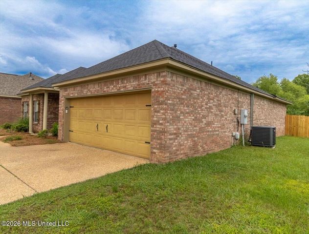 535 Kate Lofton Drive, Brandon, MS 39047