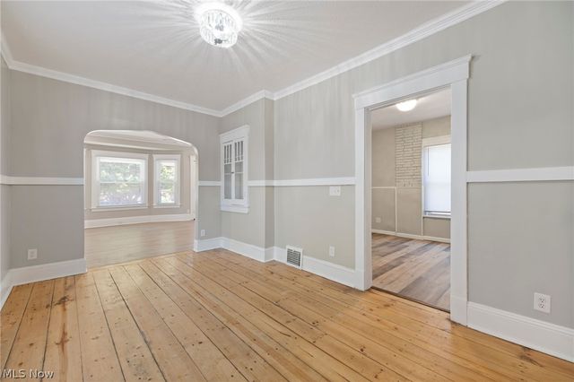 3911 Daisy Avenue, Cleveland, OH 44109