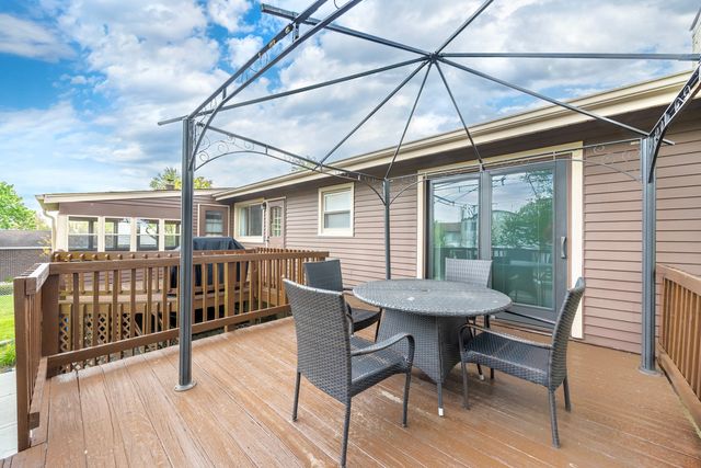 1410 W Jo Ann Lane, Addison, IL 60101