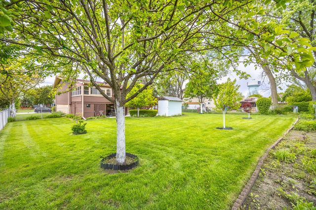 1410 W Jo Ann Lane, Addison, IL 60101