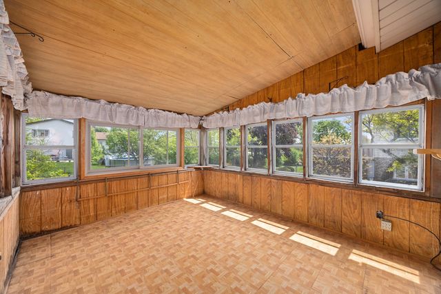 1410 W Jo Ann Lane, Addison, IL 60101
