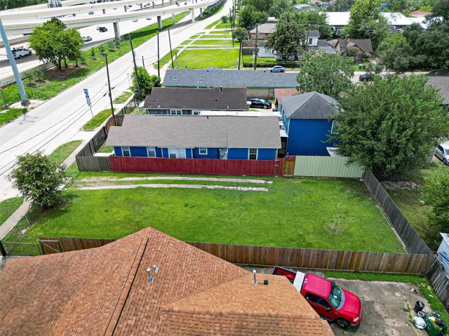 3207 Eastex Freeway, Houston, TX 77026