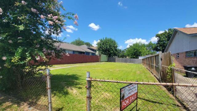 3207 Eastex Freeway, Houston, TX 77026