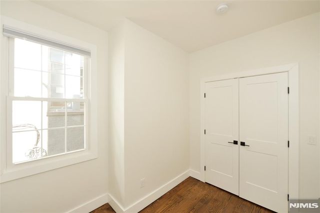 203 3rd Street 2, Jersey City, NJ 07302