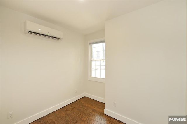 203 3rd Street 2, Jersey City, NJ 07302