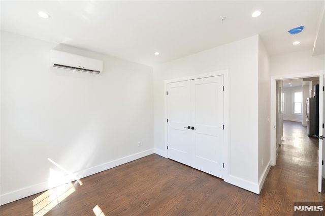 203 3rd Street 2, Jersey City, NJ 07302